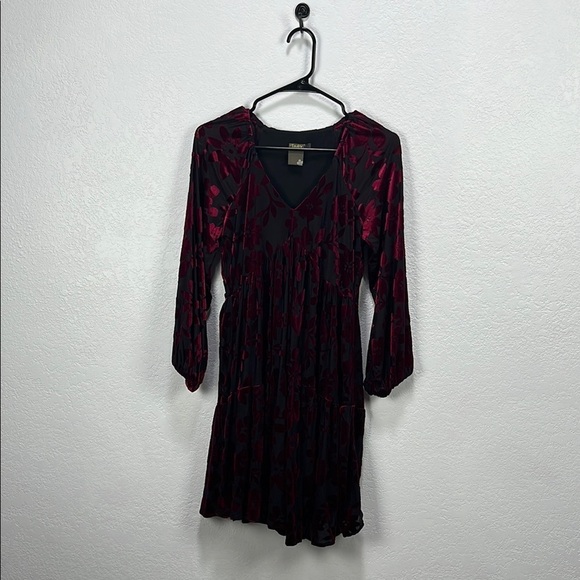 Taylor Dresses & Skirts - Taylor‎ Women’s Elegant Floral Black Purple Dress Long Sleeve Whimsigoth Witchy